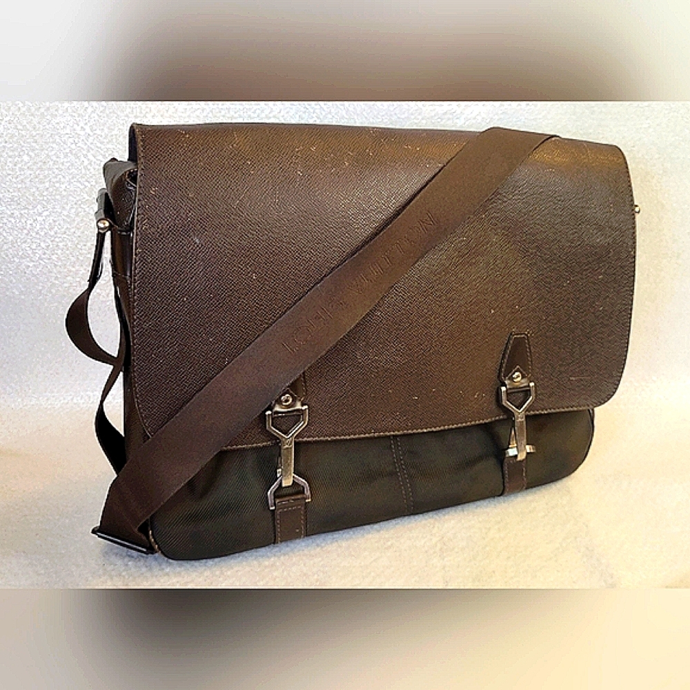 Vintage Louis Vuitton Paris | Brown & Olive Leather Shoulder Bag | Made in Italy